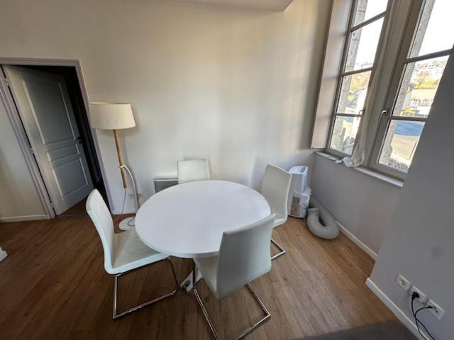 Cocon Au Calme Sur Vezere Apartment Uzerche Bagian luar foto